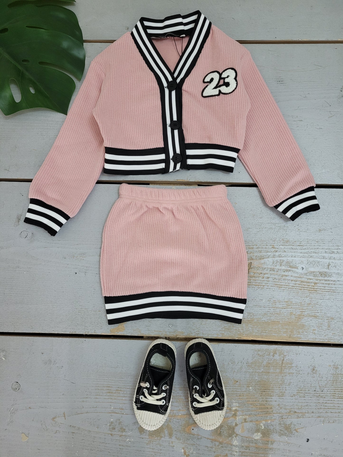 23 set | Roze